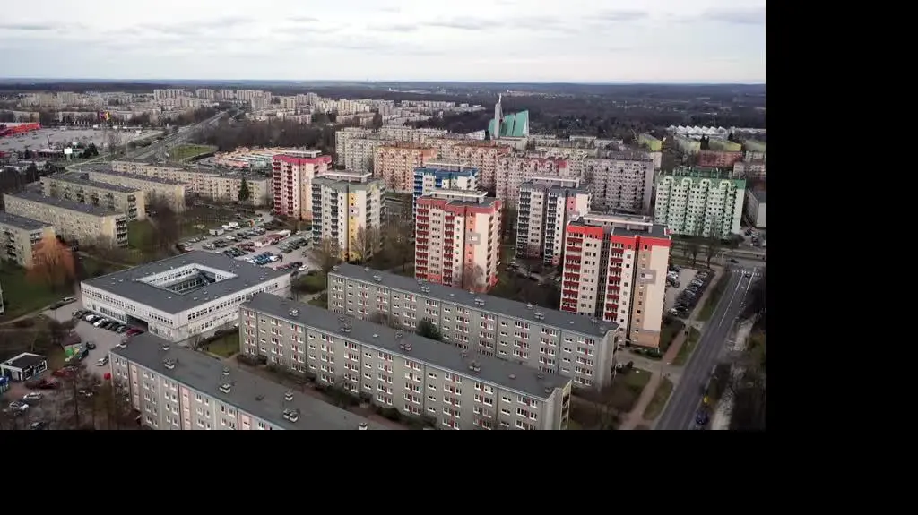 Pani Halina jest zamykana w domu na klucz
