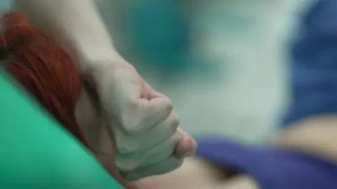 Położna miała pomagać przy porodzie. Zamiast wsparcia było poniżanie