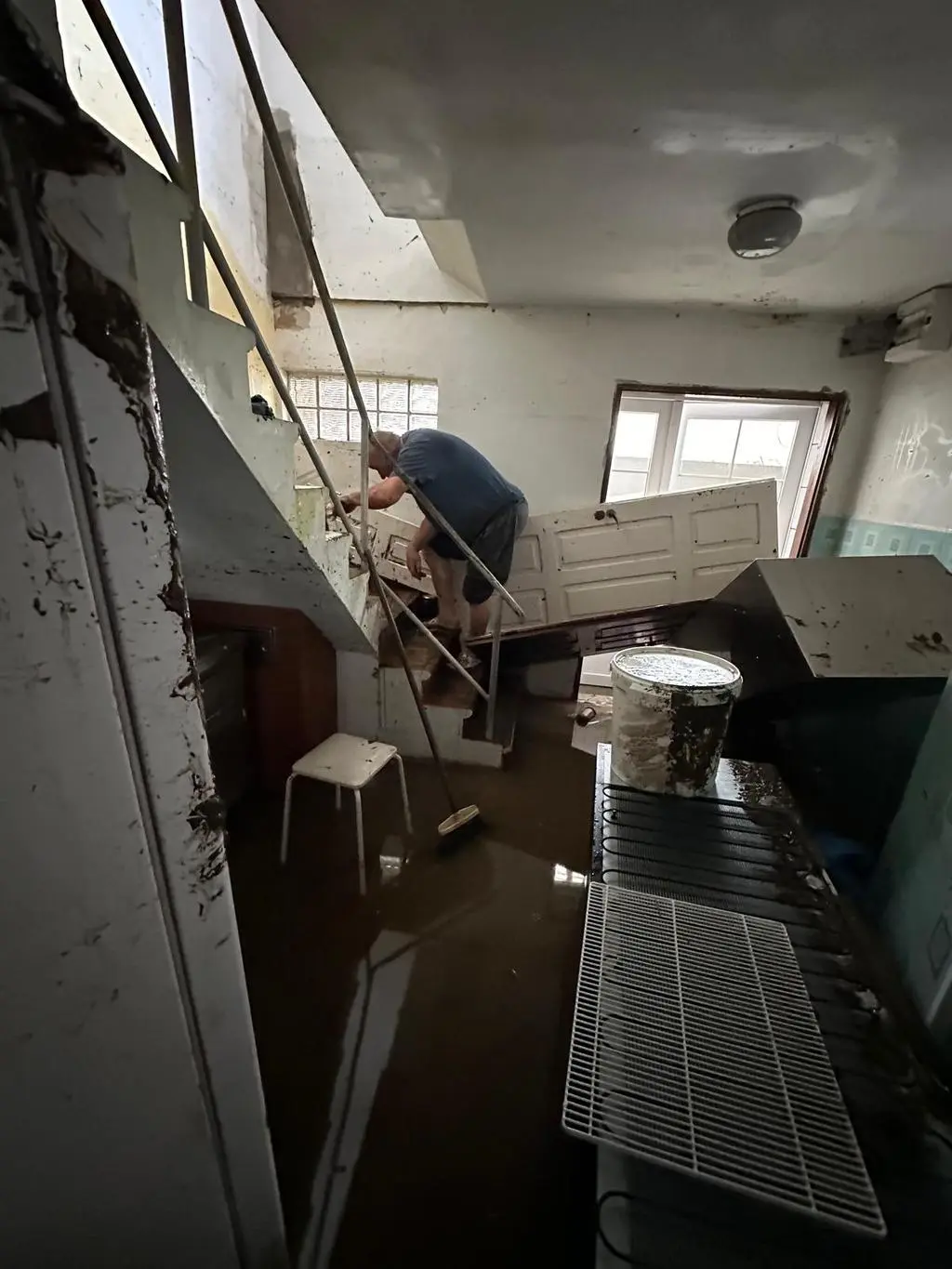 Bardo. Mieszkańcy walczą ze skutkami powodzi