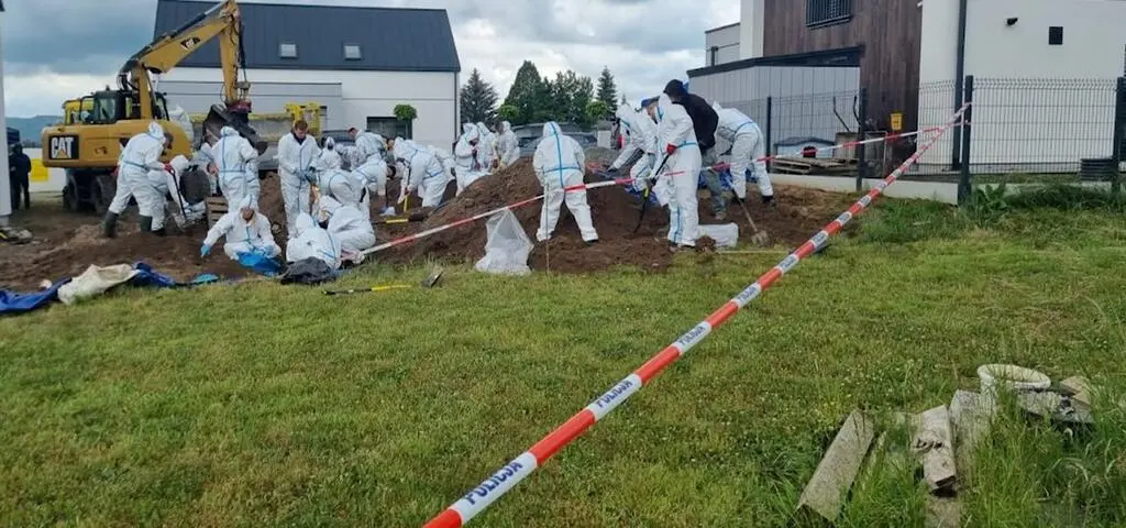Dlaczego lekarka-patolog zakopała płody koło swojego domu? W tle długi i fatalne zauroczenie