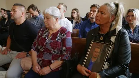 Śmierć młodego studenta z Trójmiasta. Przypadkowy mężczyzna wepchnął Kubę pod pociąg