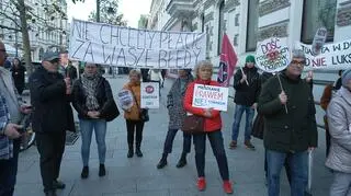 Urząd zawinił, lokatorzy płacą. "Mają stanowiska, powinni to ogarnąć"