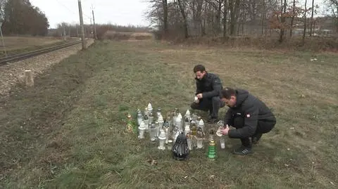Rodzice dwuletniej Michaliny zginęli na torach. Dlaczego szlaban był otwarty, gdy nadjeżdżał pociąg?