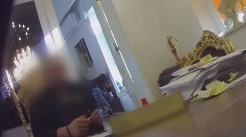 "Przedstawił się jako adwokat, powiedział, że wszystkim się zajmie. Byłem oszukiwany z premedytacją"