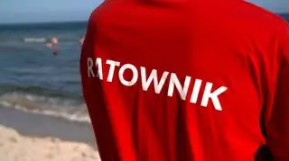 Kto pilnuje bezpieczeństwa na strzeżonych kąpieliskach? „Niektórzy bali się wody, ale i tak byli ratownikami”
