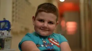 7-letni Błażej jest po ciężkich operacjach serca. Teraz chłopiec pomaga tacie