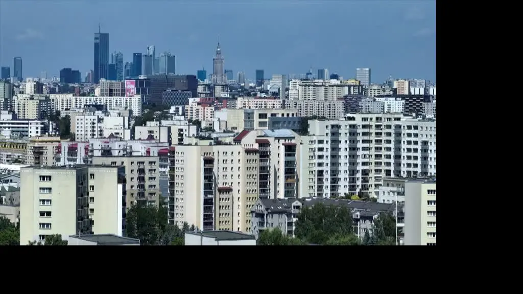 Starszy mężczyzna zaatakowany na parkingu, bo zwrócił uwagę kierowcy?