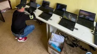 Zabezpieczone przez CBZC laptopy