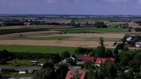 Matka grozi dzieciom nożem
