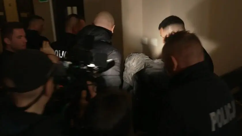 Strzelanina w Bystrzycy Kłodzkiej. "Po oddaniu strzału nie powinni do niego biec"