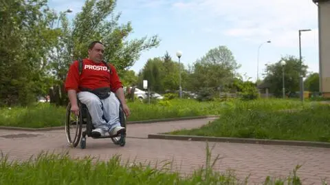 NIEPELNOSPRAWNY BEZ OC 