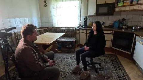 Matka znęca się nad dzieckiem?