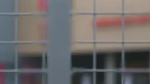 Agresywna młodzież terroryzuje mieszkańców w centrum Jeleniej Góry