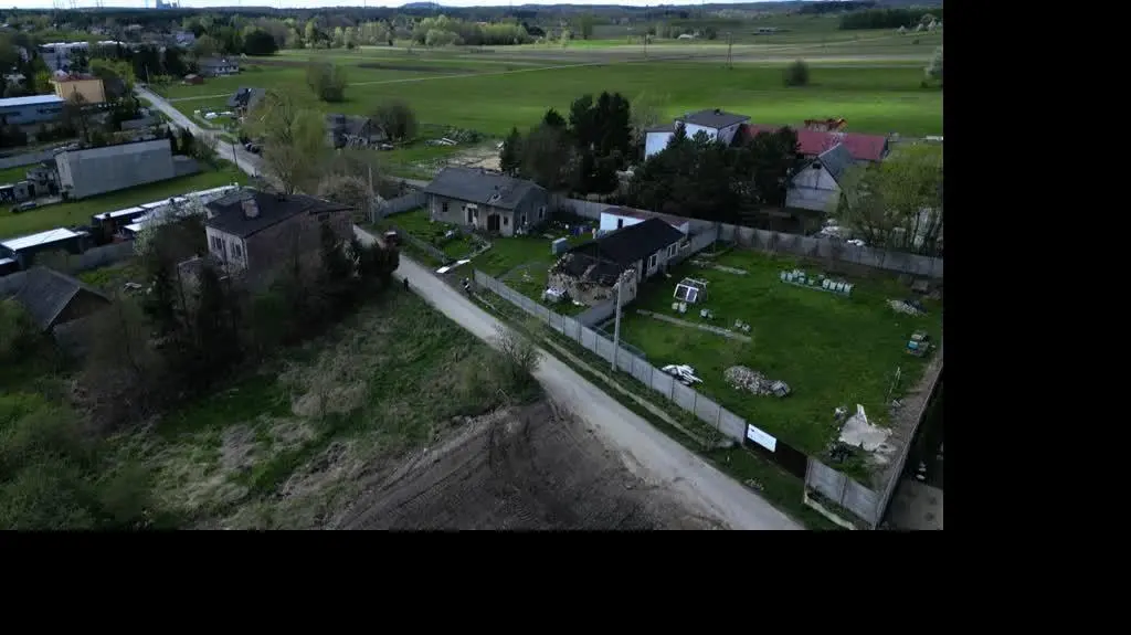 Sprzedaje miody, żeby dorobić do emerytury