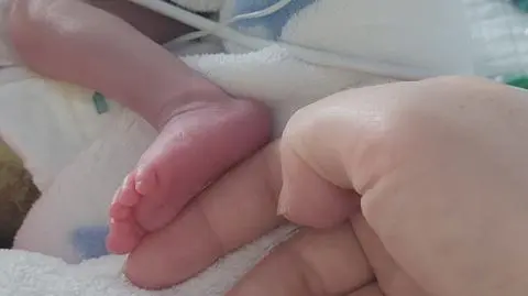 Rodzice wcześniaków walczą o dłuższe urlopy macierzyńskie