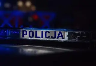 Strzały na skrzyżowaniu w Radomiu: kierowca mercedesa ostrzelał auto, bo stało na czerwonym