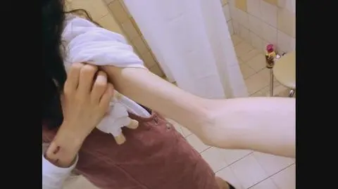 Anoreksja. Rodzice walczą o życie 13-letniej Matyldy z anoreksją