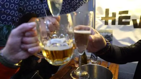 Ogródki restauracyjne otwarte od 15 maja. Tłumy gości w ogródkach