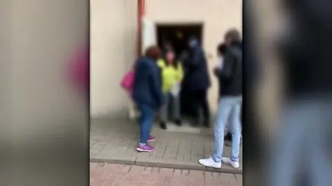 Koronawirus. Awantura przed pocztą w Gdańsku
