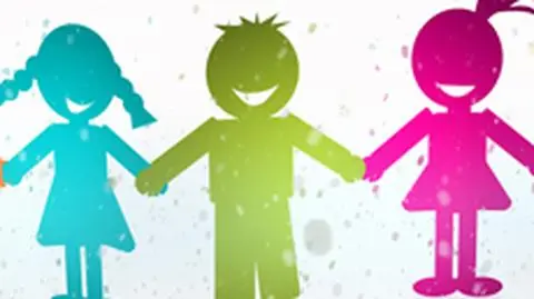 Świąteczna akcja UWAGI! i Fundacji TVN "nie jesteś sam"