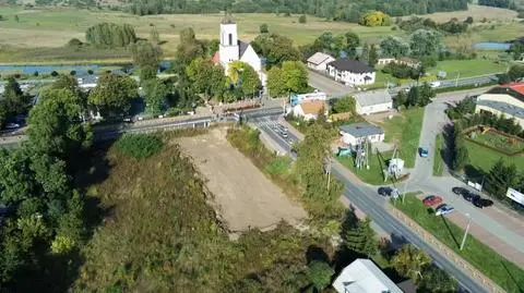 Waliszew. Deweloper stawia blok dla poszkodowanych przez COVID-19?
