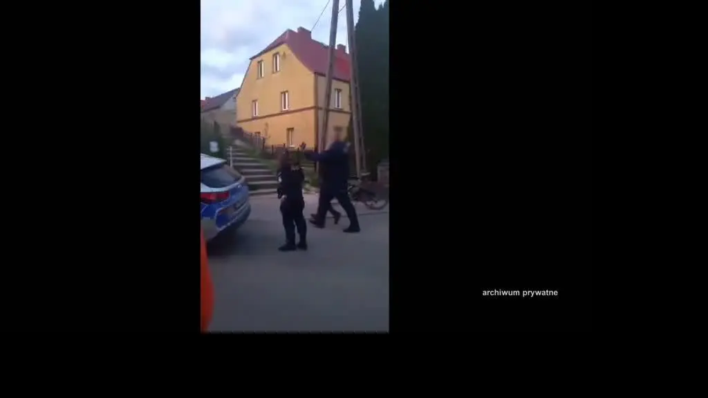 ZAJAWKA ZENEK POLICJA
