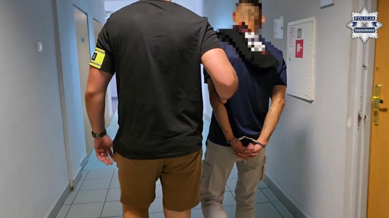 Konkubent miał znęcać się nad dziećmi. Rodzina już wcześniej była znana policji