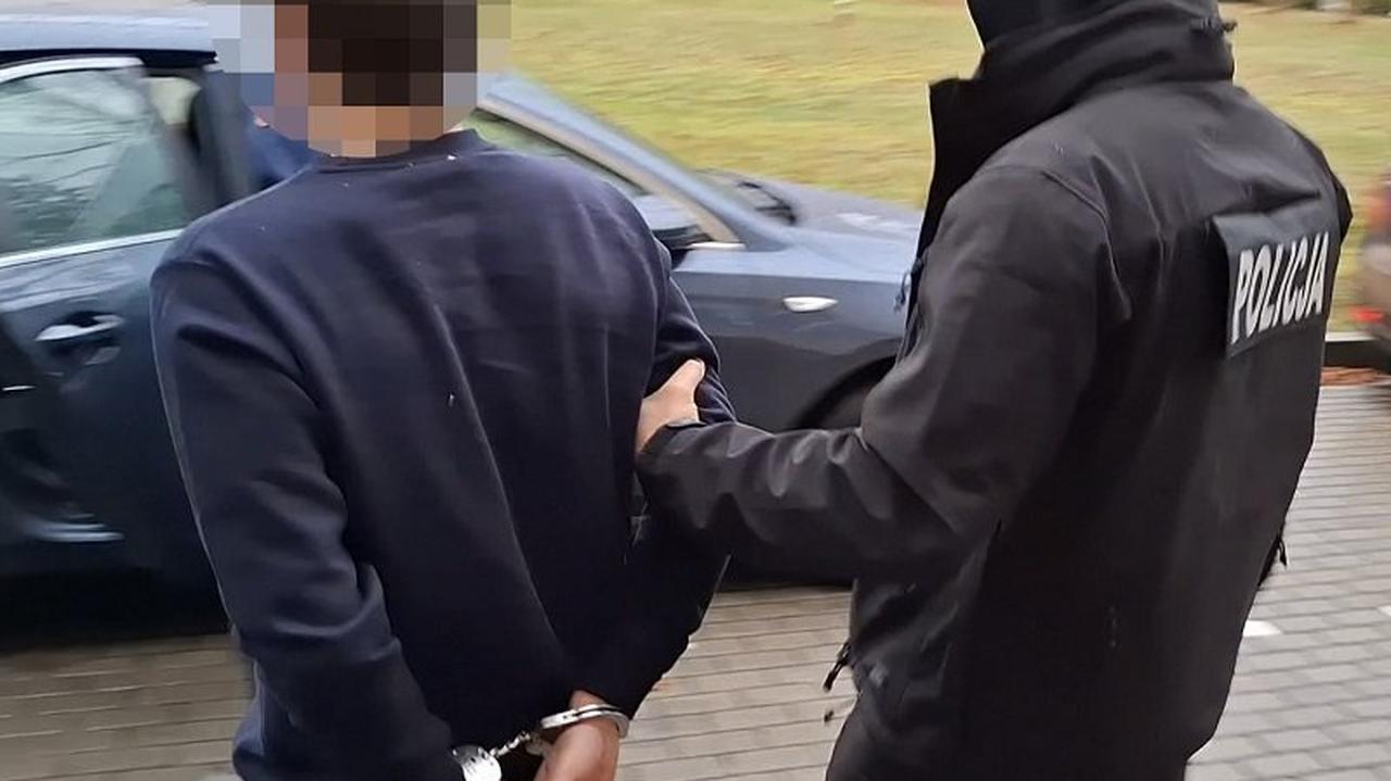 20-latek zaatakował swoich rodziców nożem. Mężczyzna usłyszał już zarzuty